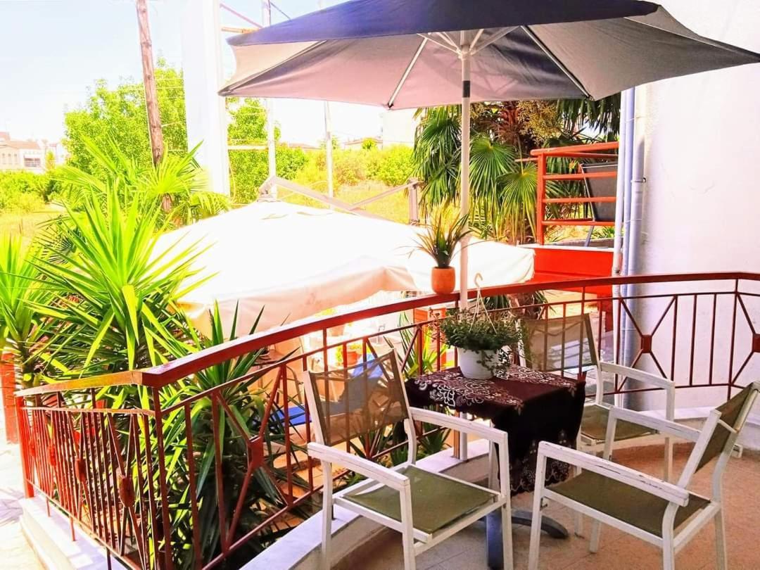 Blue Moon Apartments Nea Michaniona Quarto foto