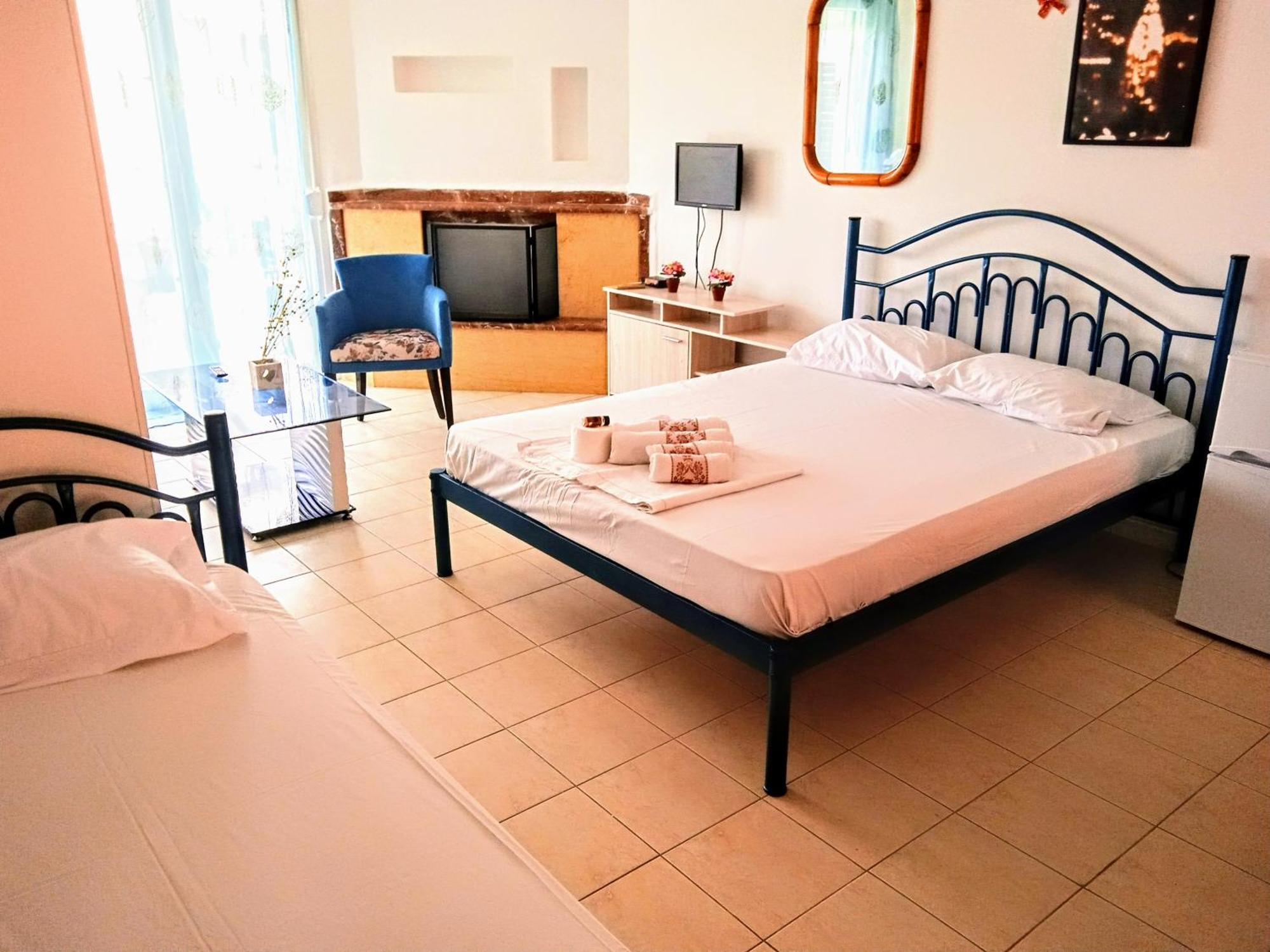 Blue Moon Apartments Nea Michaniona Quarto foto